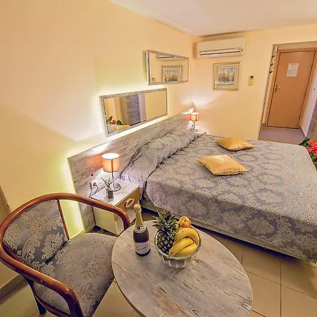 Szálloda Victoria 3*